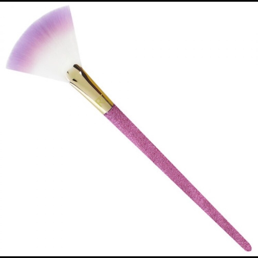 [Real Techniques] 304 Fan Brush Limited Edition